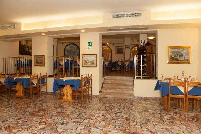 Hotel Centrale Eraclea Mare Extérieur photo