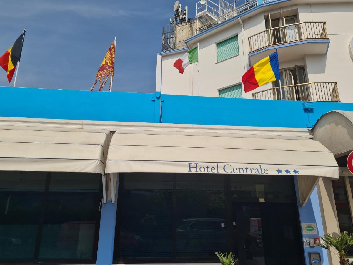 Hotel Centrale Eraclea Mare Extérieur photo